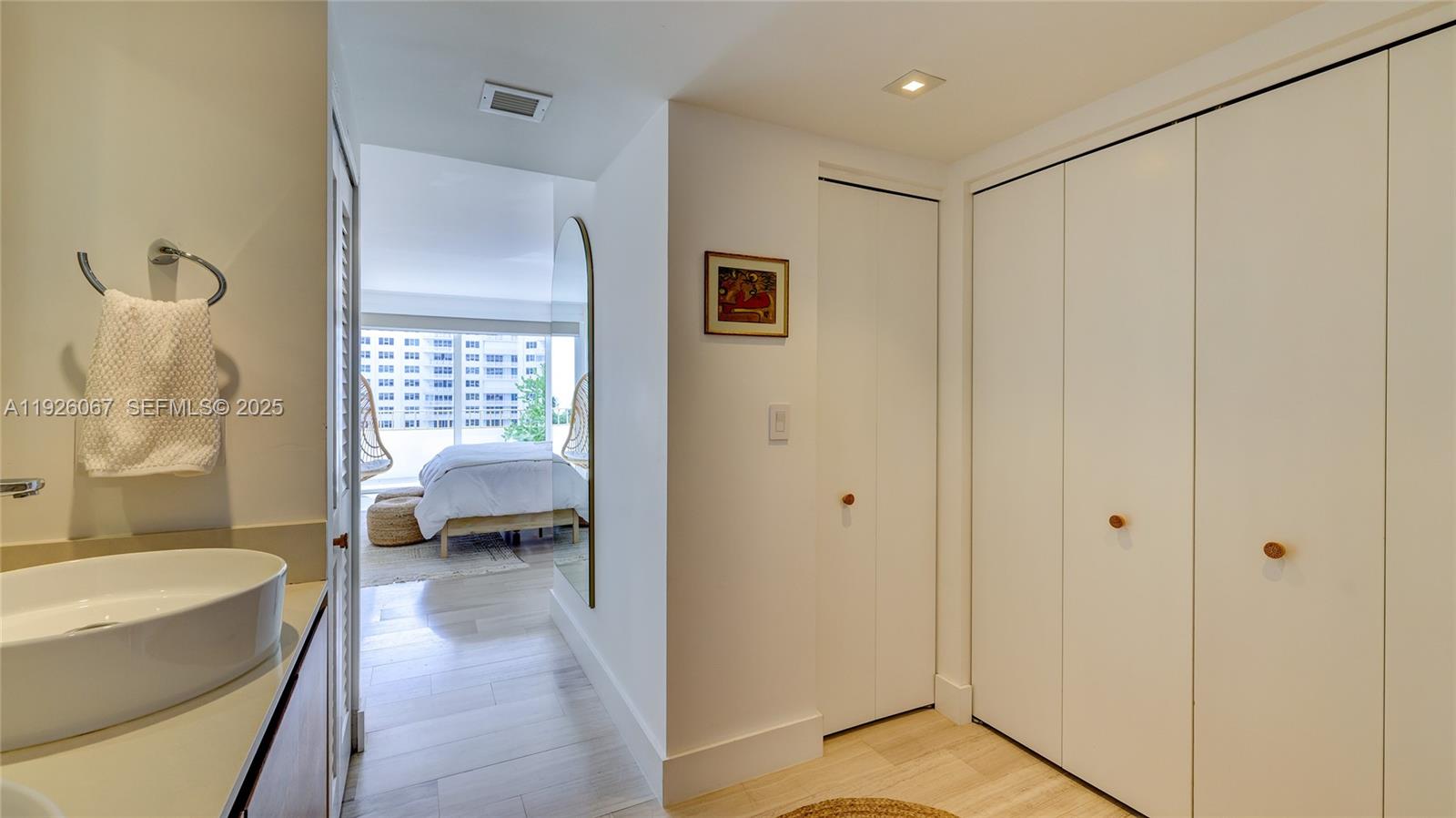 KEY BISCAYNE COMMODORE CL - Residential Lease