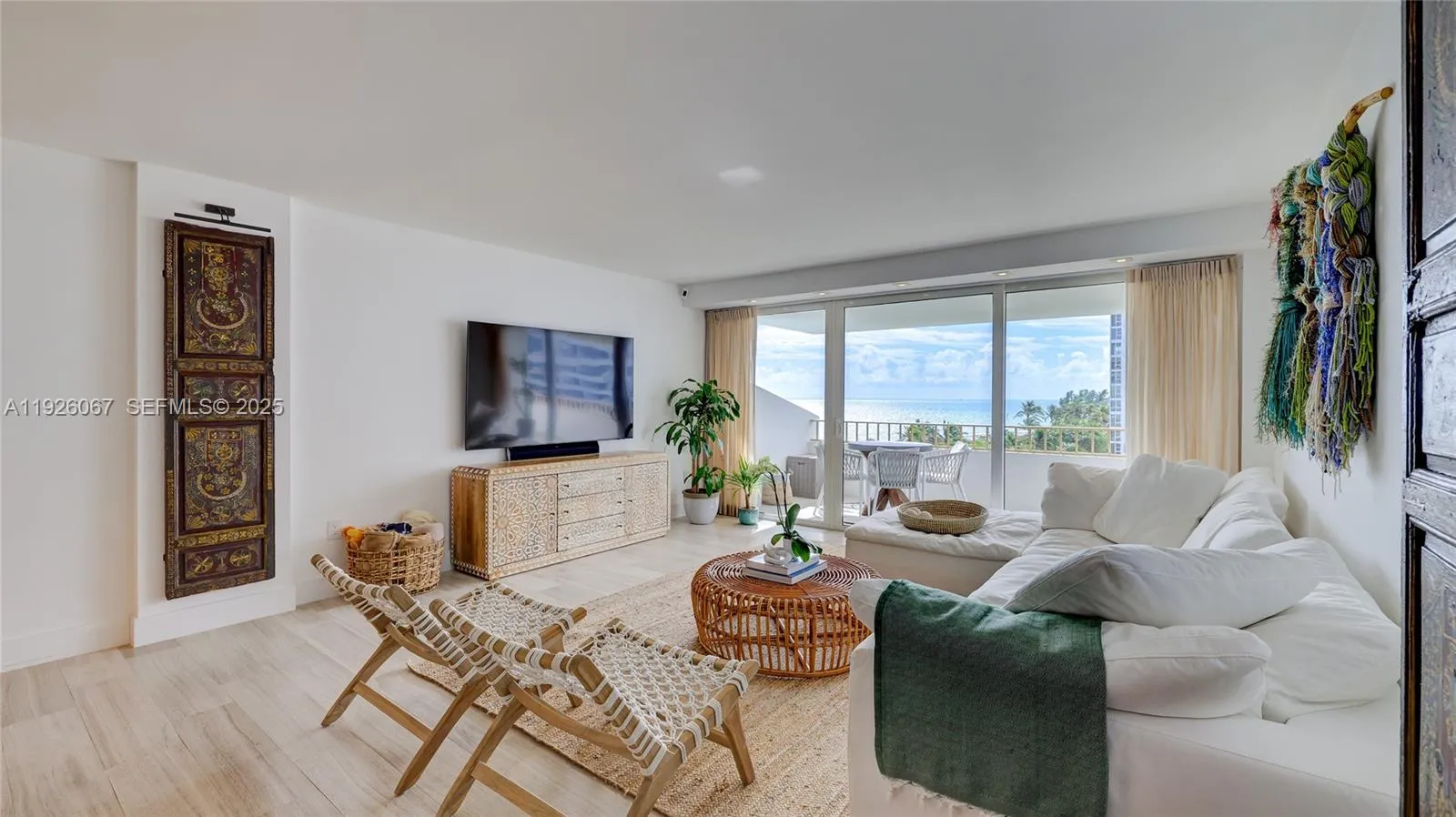 Key Biscayne, Florida 33149, United States, 2 Bedrooms Bedrooms, ,2 BathroomsBathrooms,Residential,Active,251873