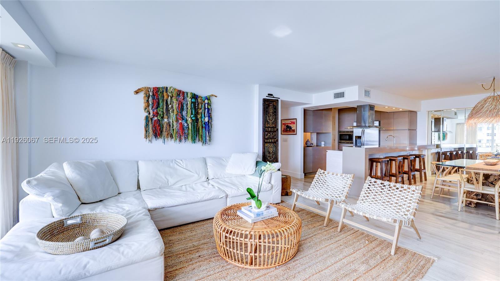 KEY BISCAYNE COMMODORE CL - Residential Lease