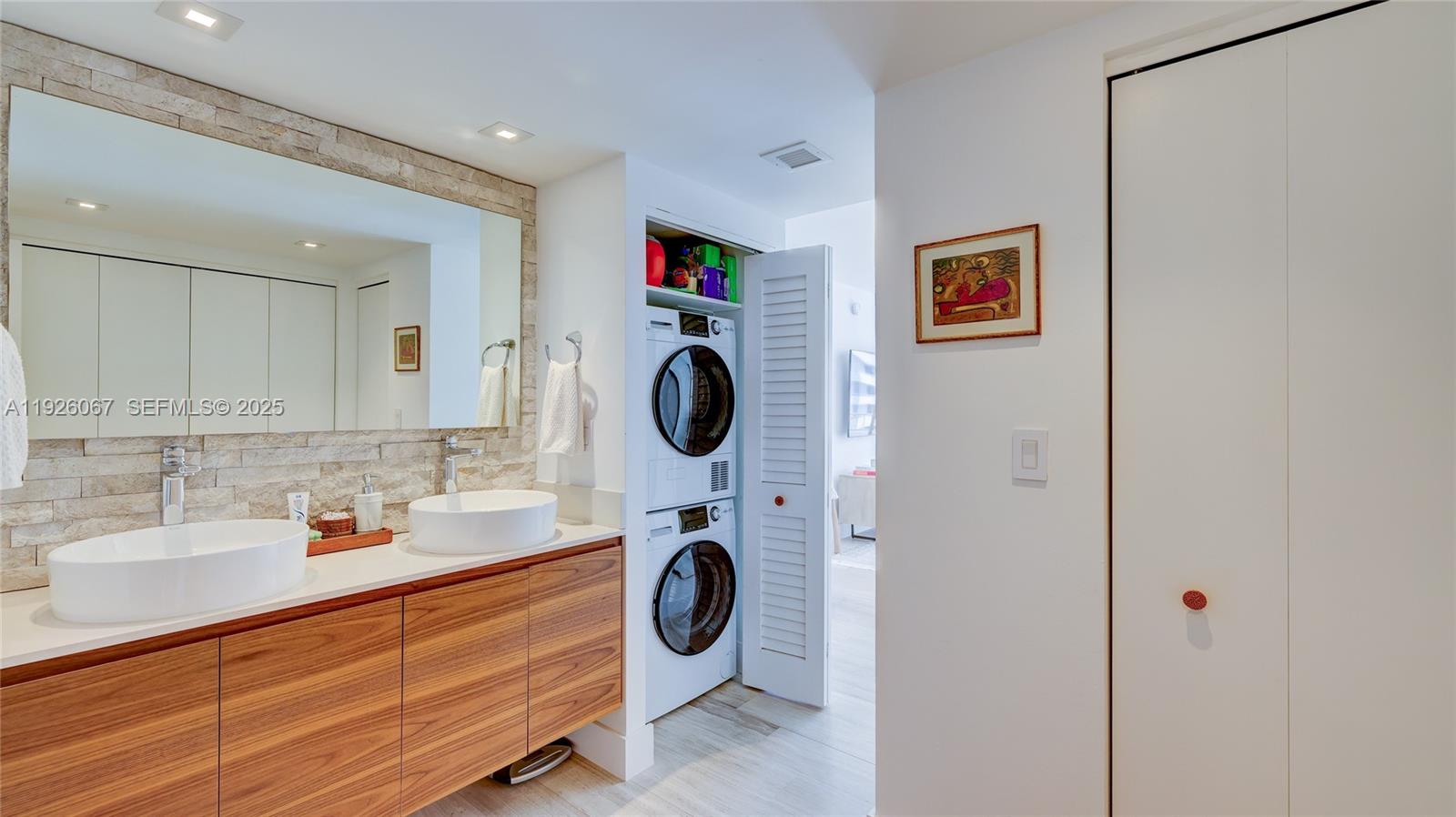 KEY BISCAYNE COMMODORE CL - Residential Lease