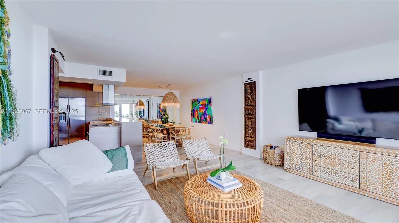 Key Biscayne, Florida 33149, United States, 2 Bedrooms Bedrooms, ,2 BathroomsBathrooms,Residential,Active,251873