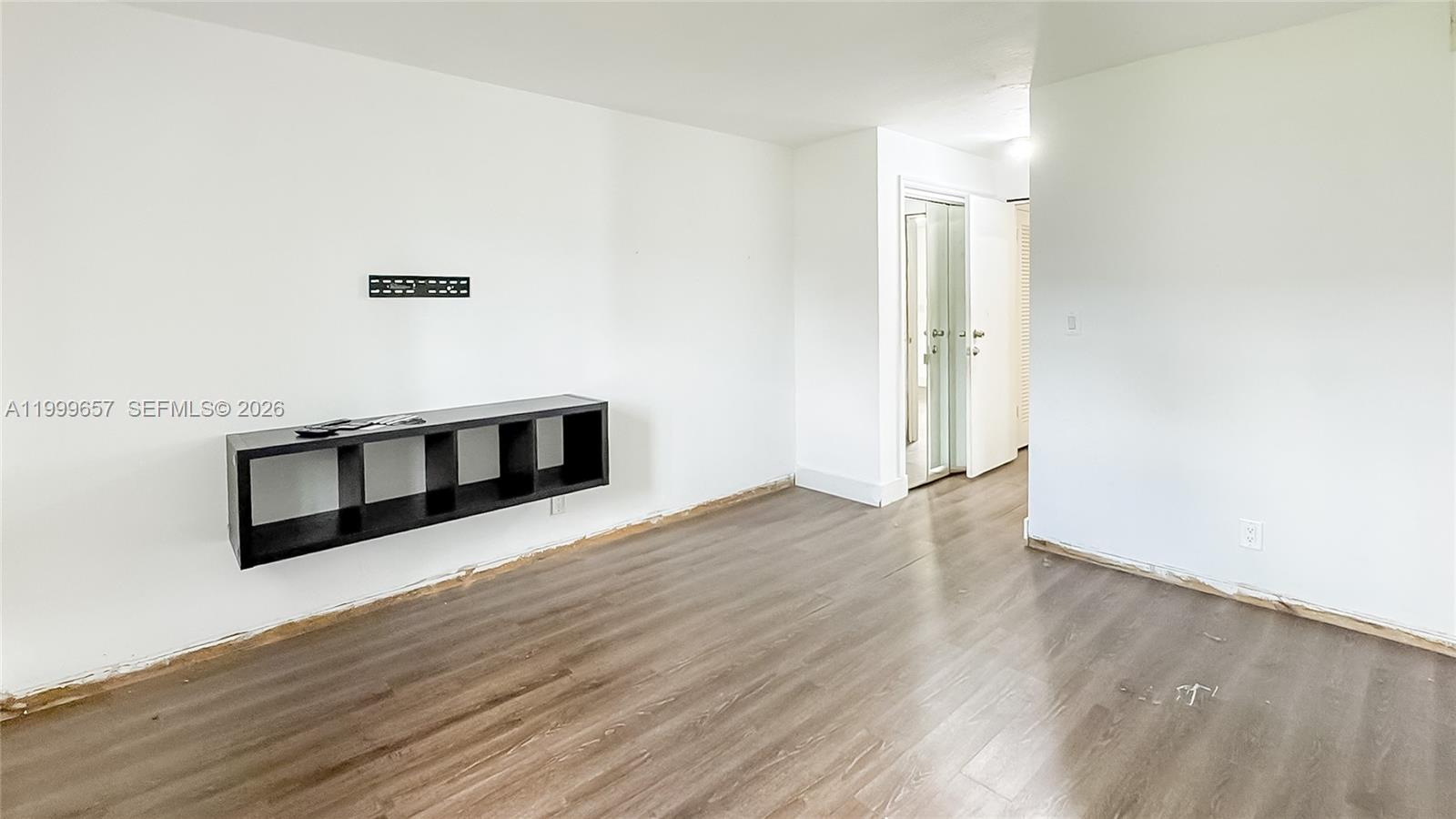 LAKE PARK GARDENS 4 INC C - Residential