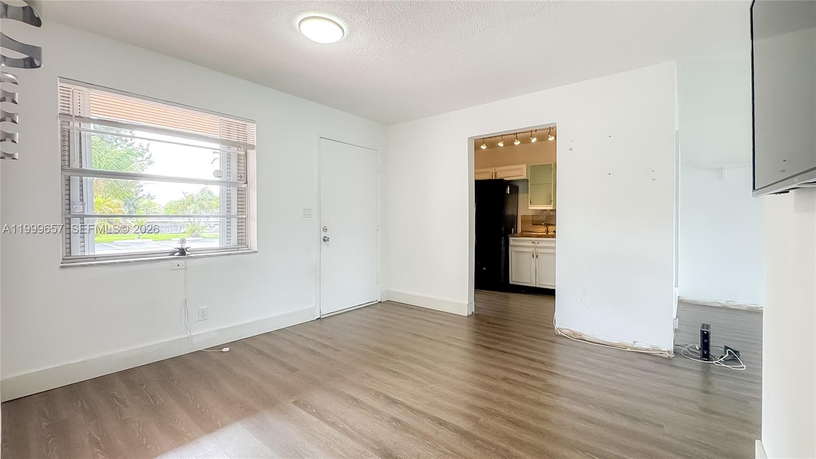 LAKE PARK GARDENS 4 INC C - Residential