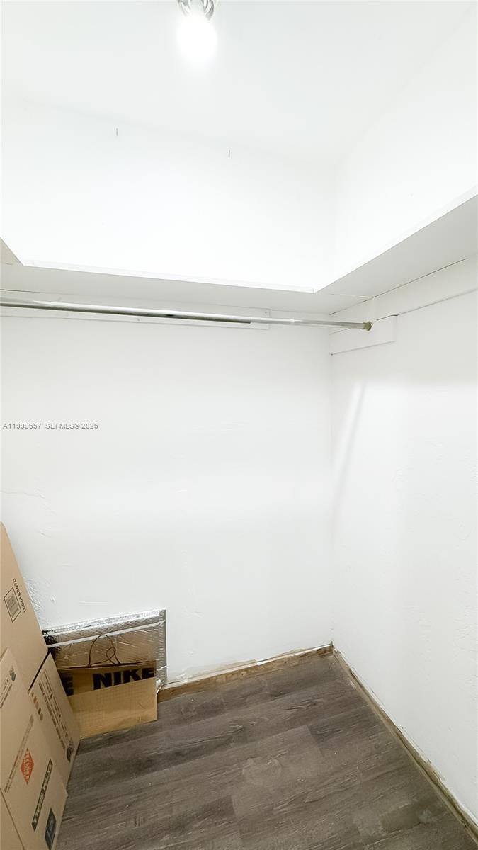 LAKE PARK GARDENS 4 INC C - Residential