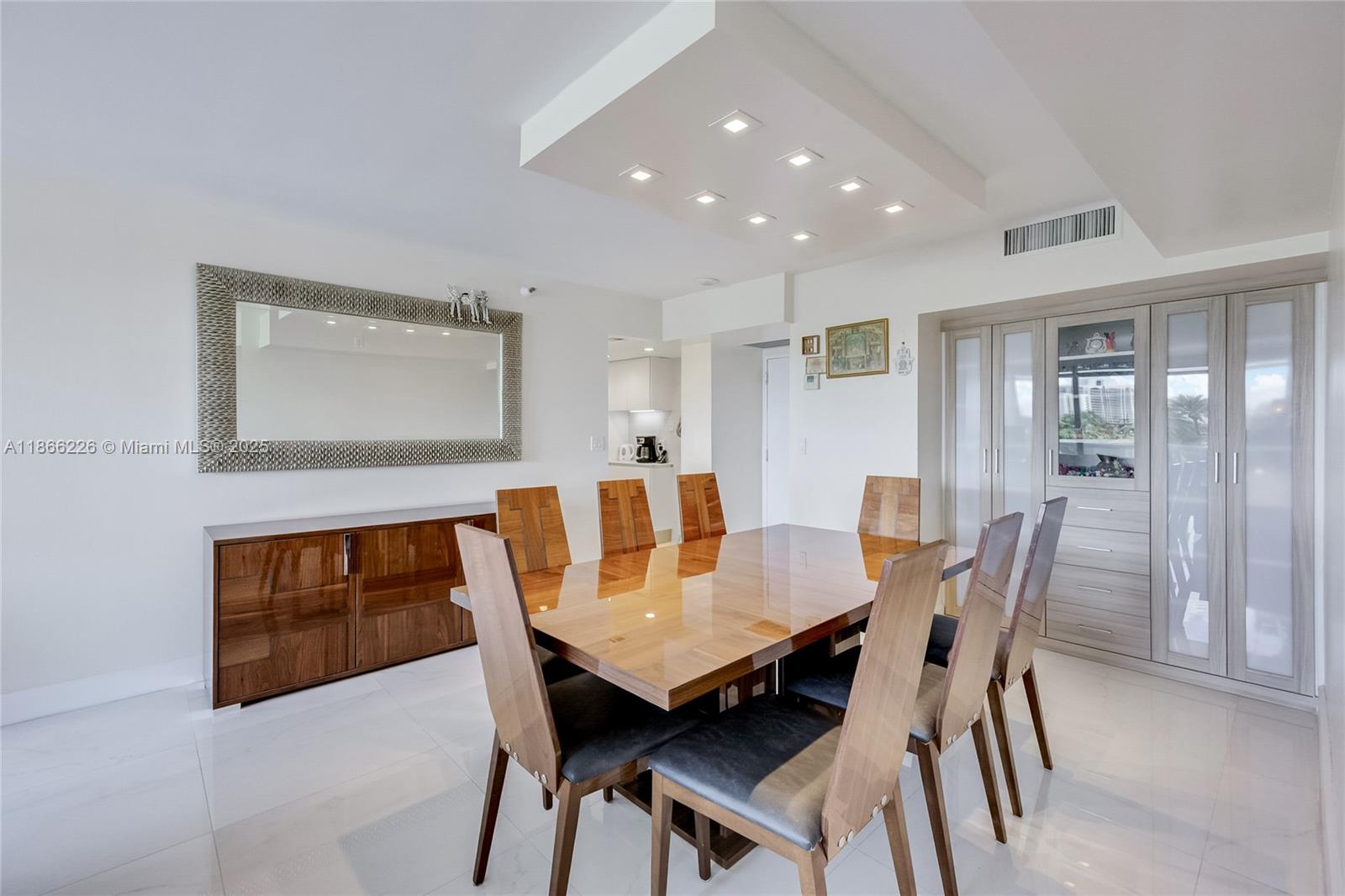 20505 E Country Club Dr 432
