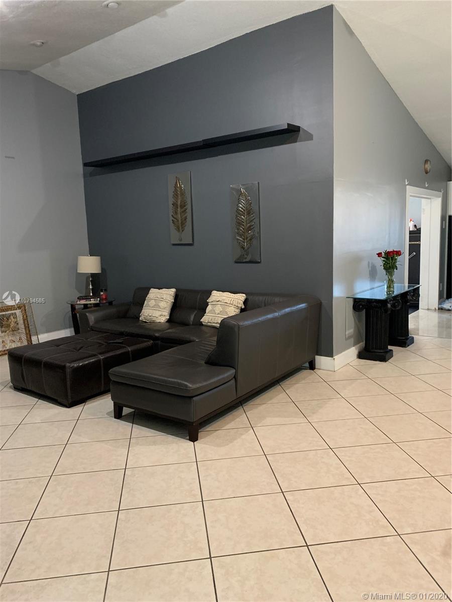 WESTWIND LAKES SEC 4 - Residential