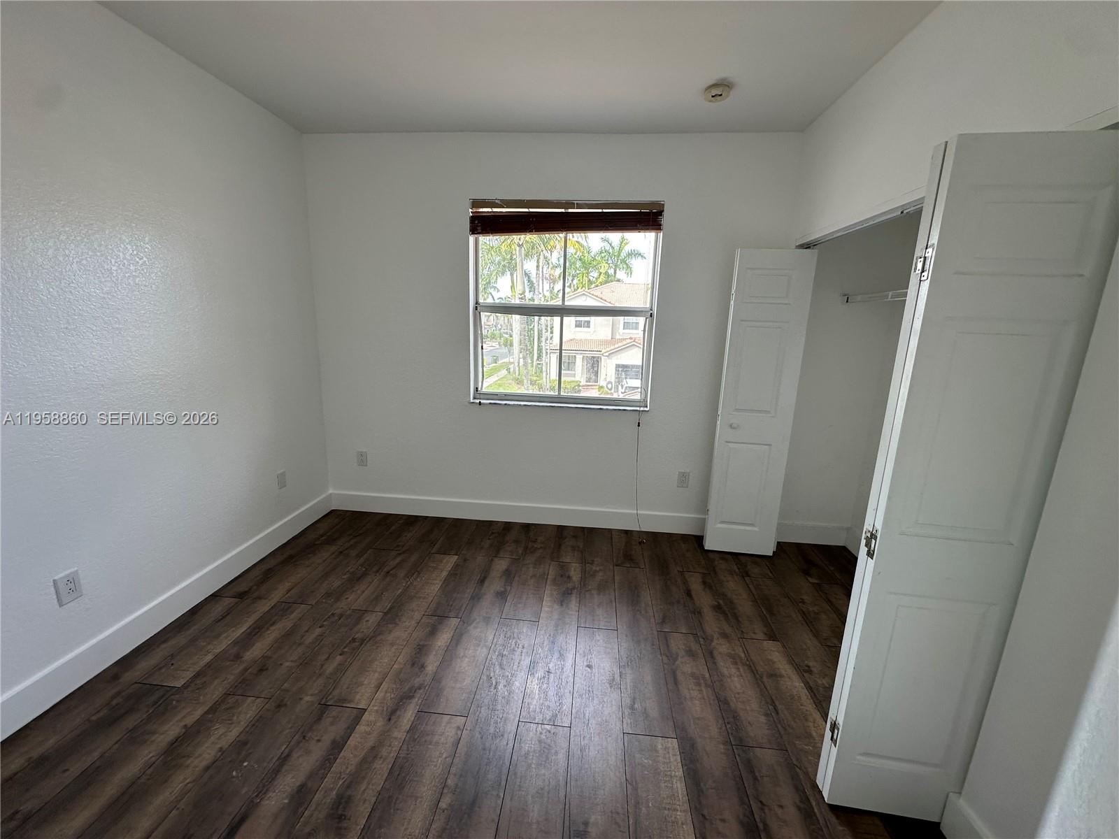 FLORIDIAN ISLES SOUTH - Residential