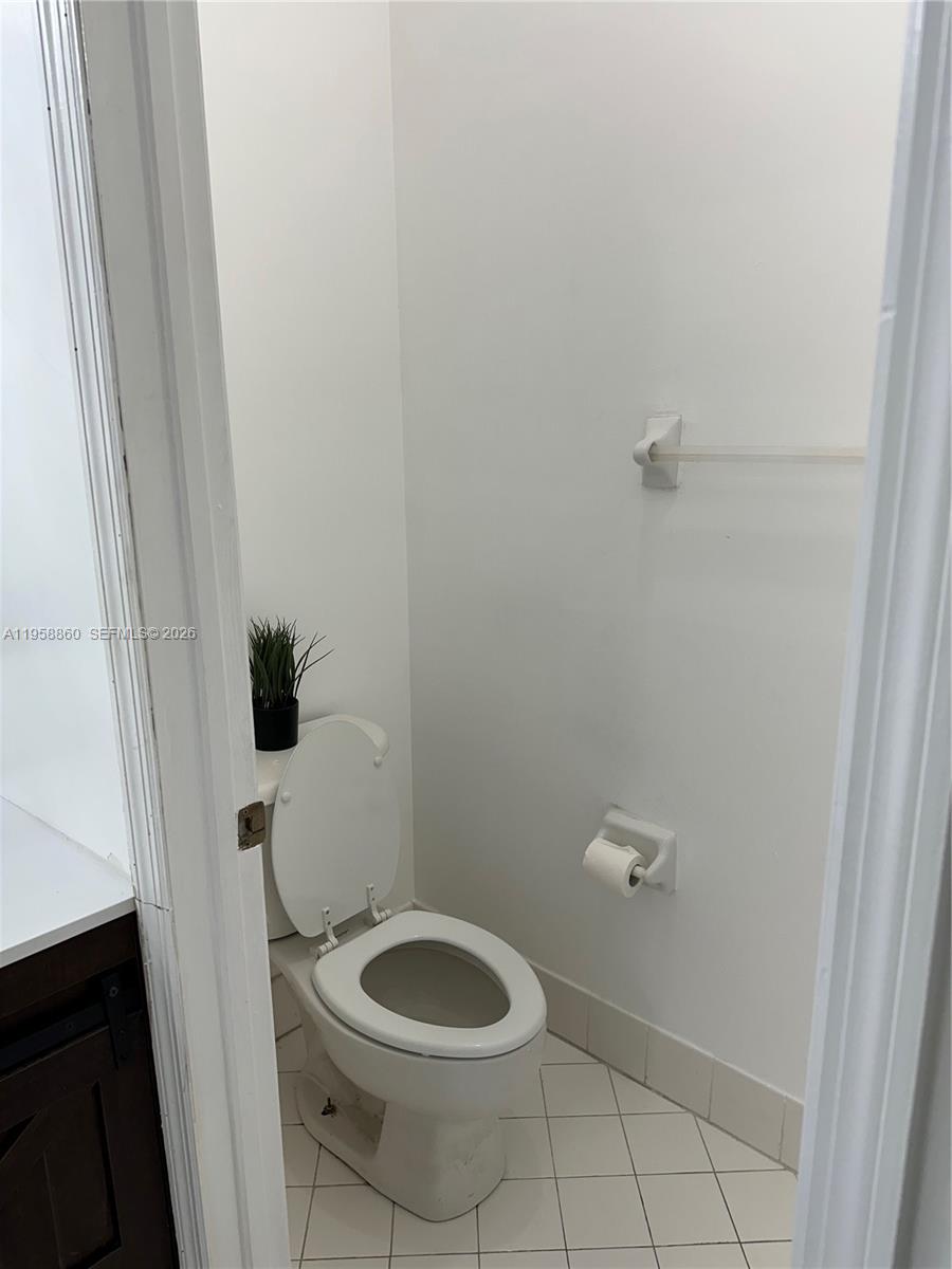 FLORIDIAN ISLES SOUTH - Residential