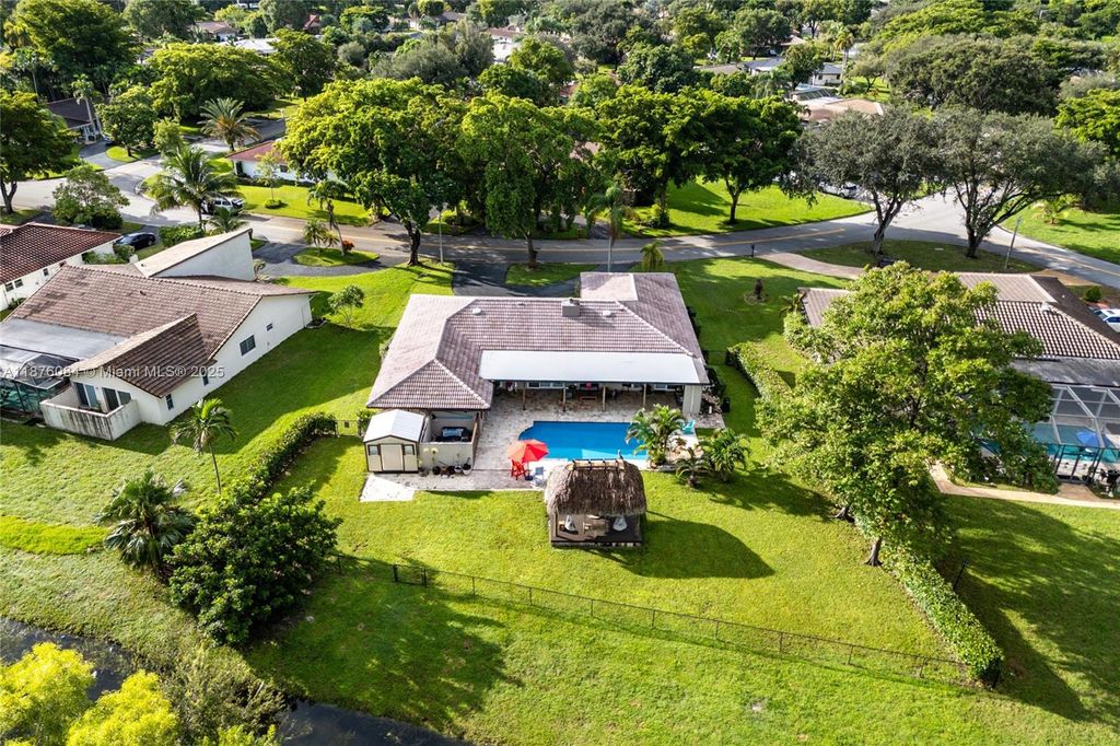 Photo of 10379 NW 20th Ct, Coral Springs, FL 33071 (MLS # A11876084)