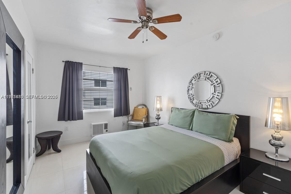 OCEAN WALK ON SOUTH BEACH - Residential