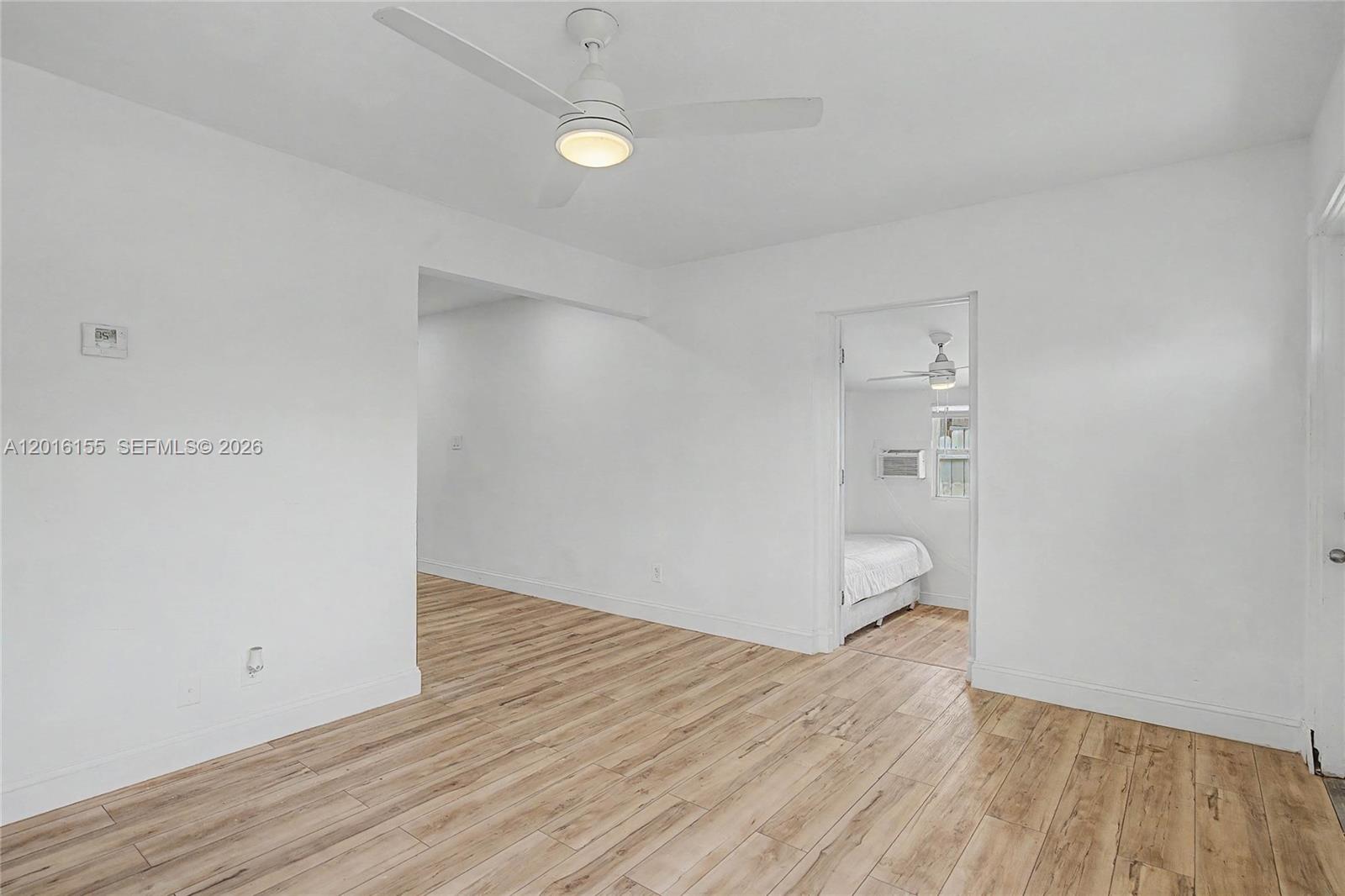 BREEZYWAY MANOR - Residential