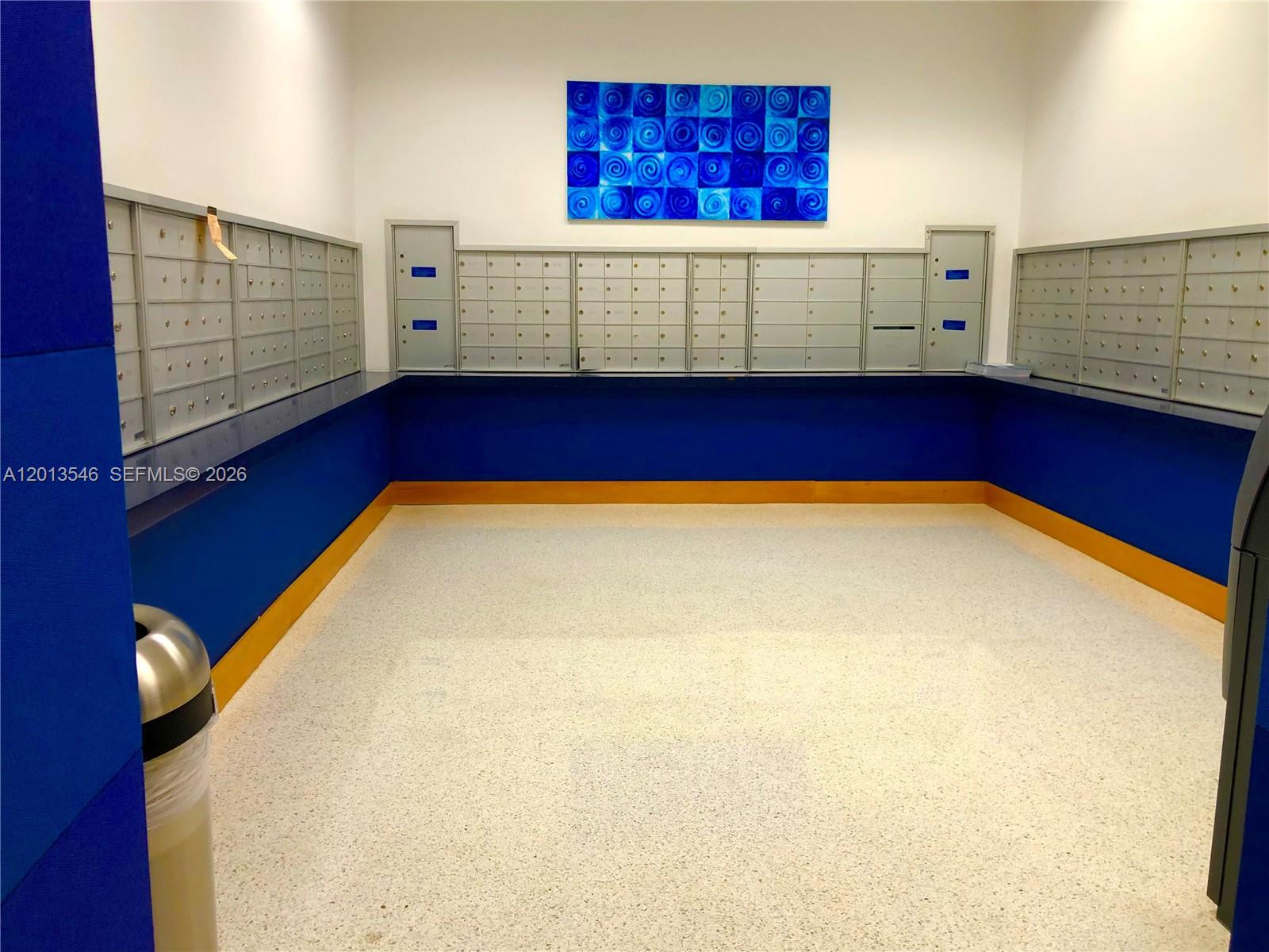 BLUE CONDO - Residential Lease