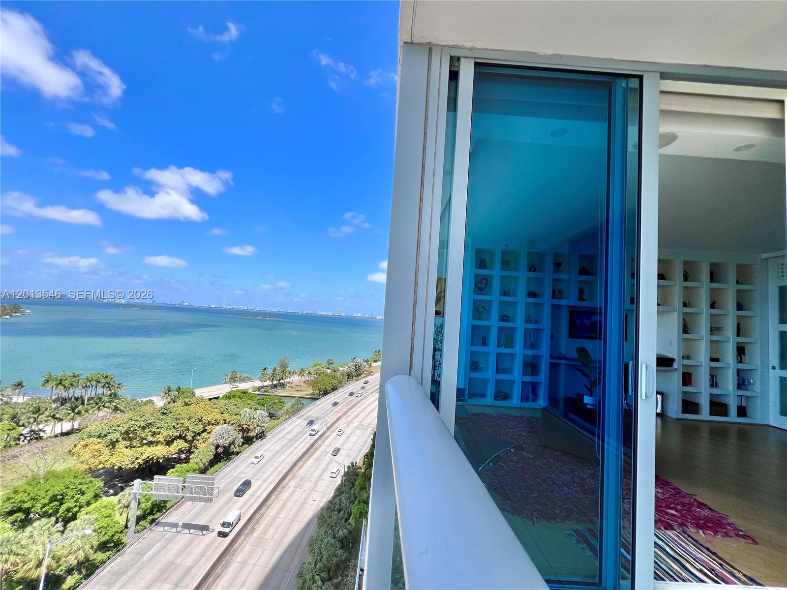 BLUE CONDO - Residential Lease