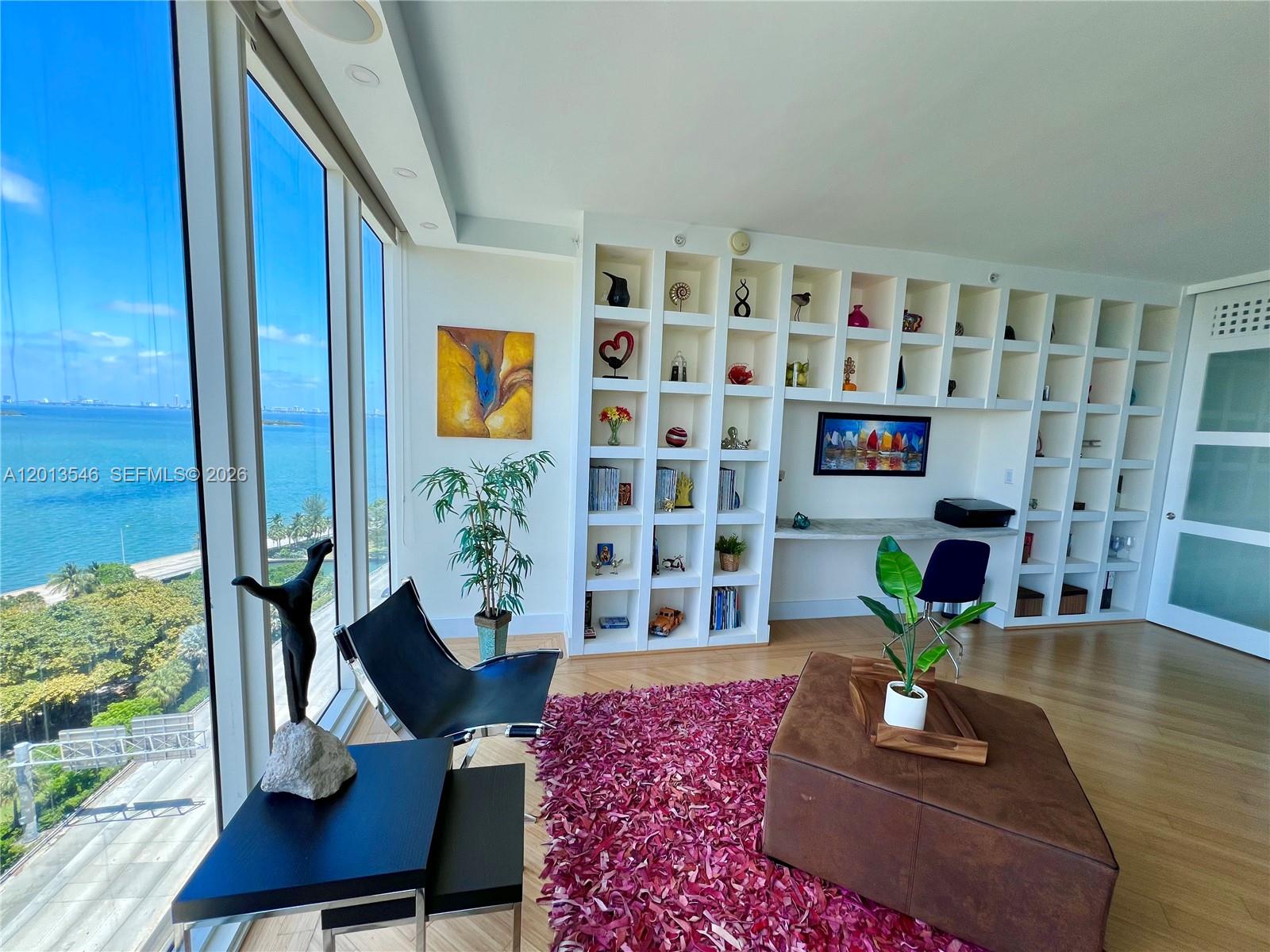 BLUE CONDO - Residential Lease