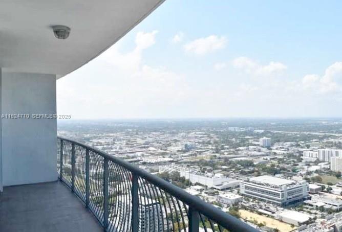 OPERA TOWER CONDO - Residential