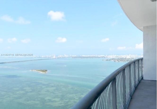 OPERA TOWER CONDO - Residential