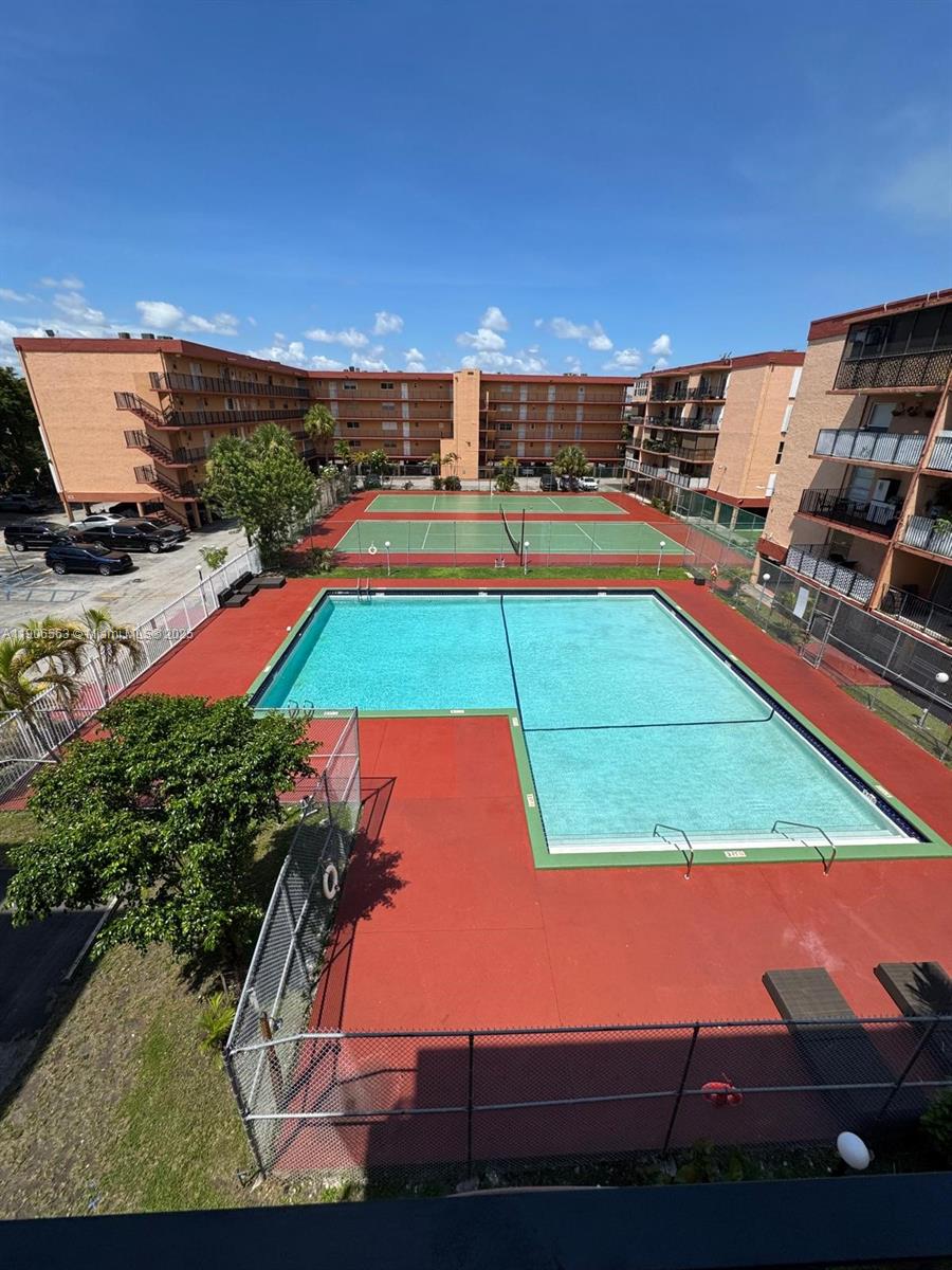 PALM-WEST GARDENS CONDO - Residential Lease