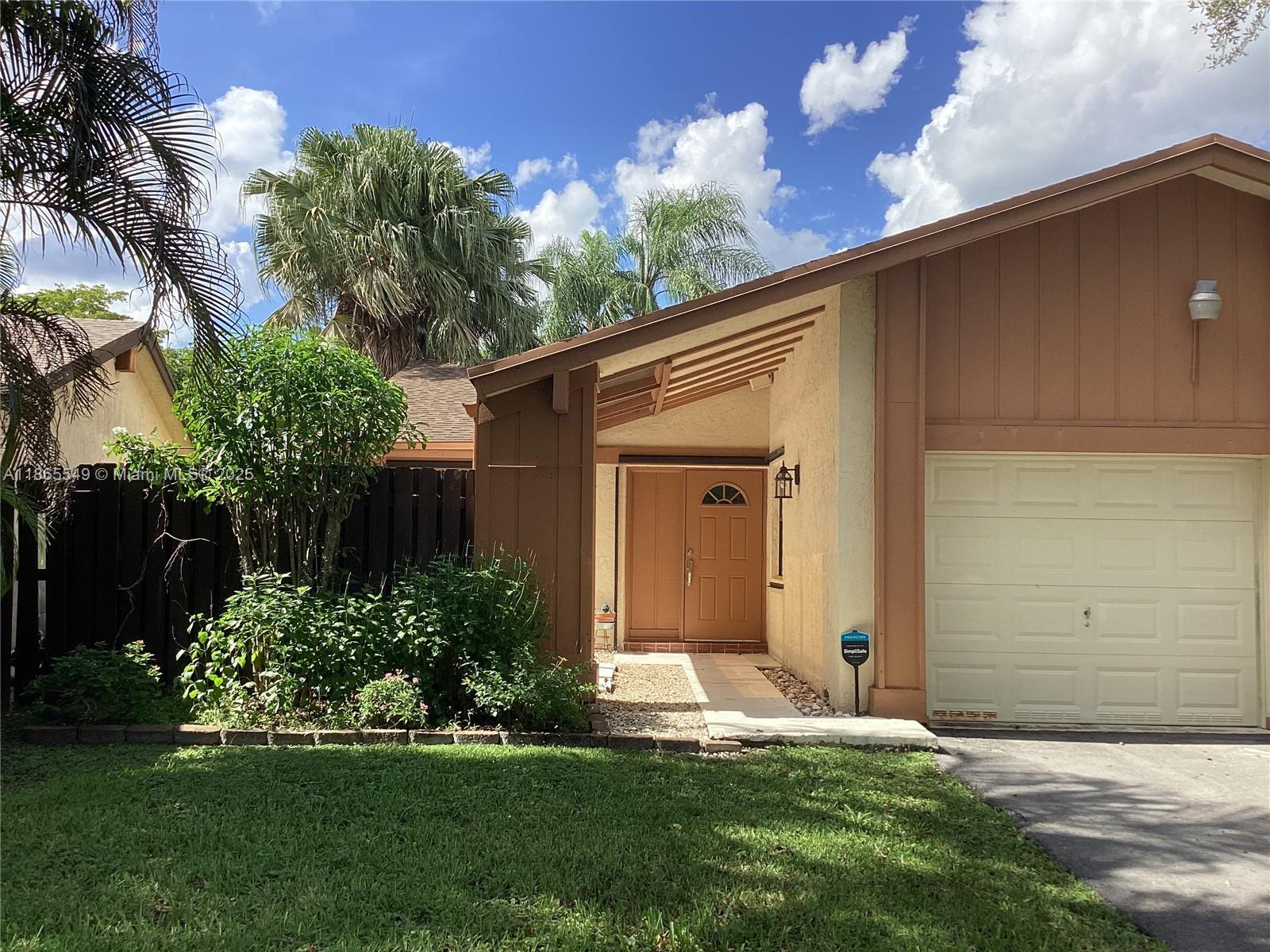 CROSSINGS PATIO HOMES SEC - Residential