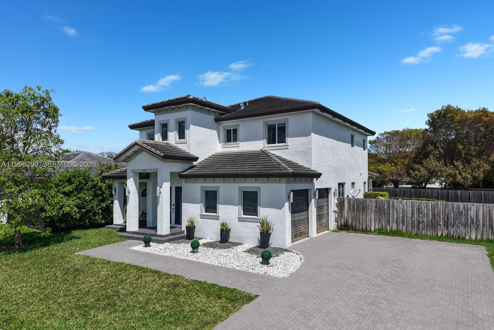 COSTA BRAVA - Residential