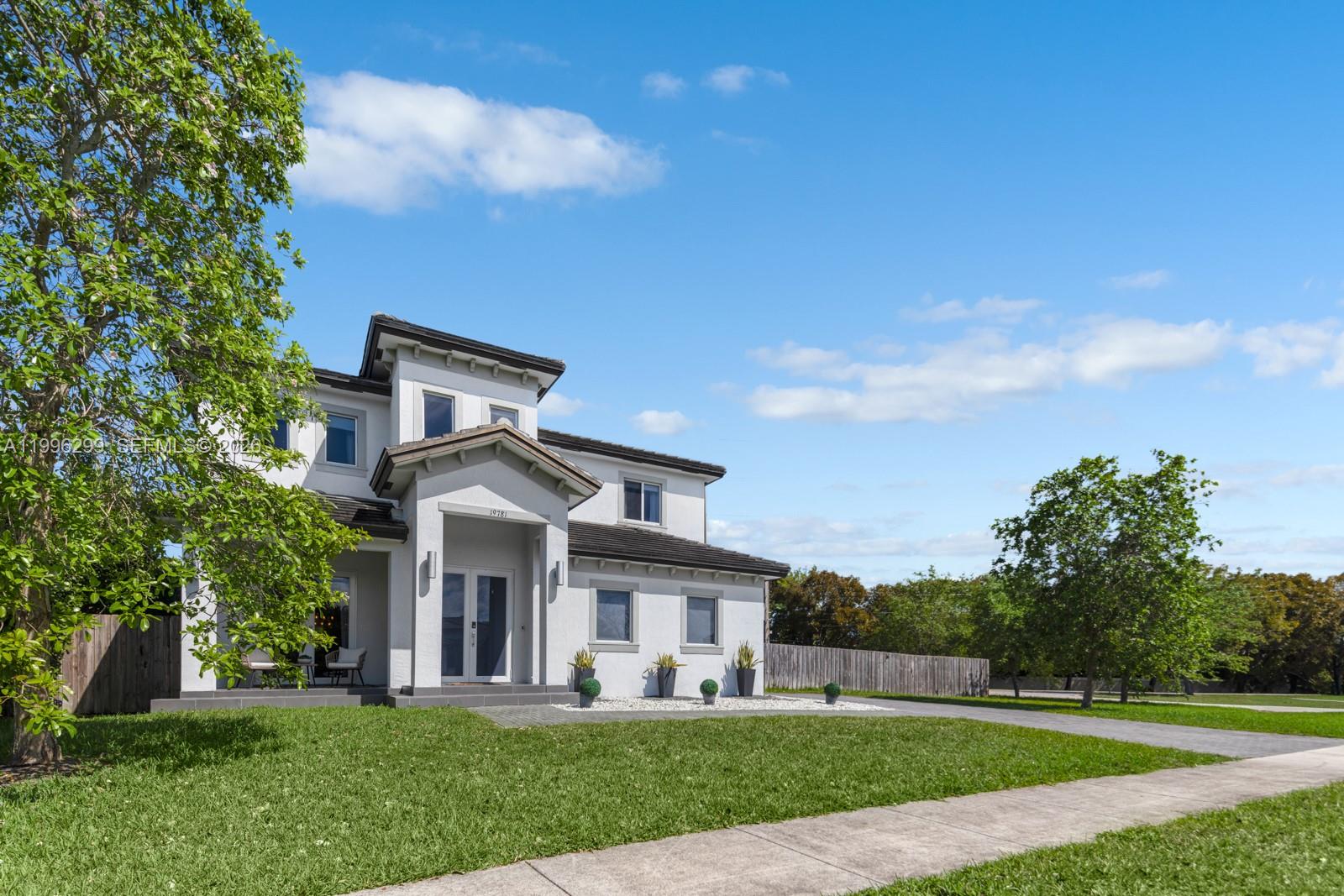 COSTA BRAVA - Residential