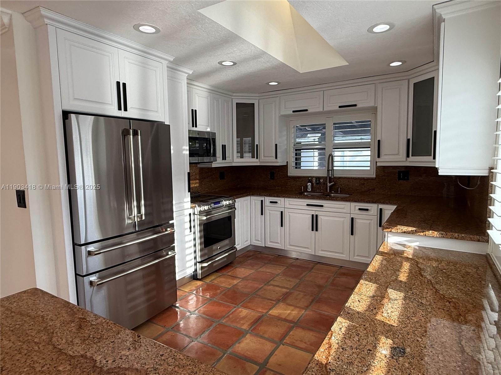 KENDALL PLACE - Residential Lease