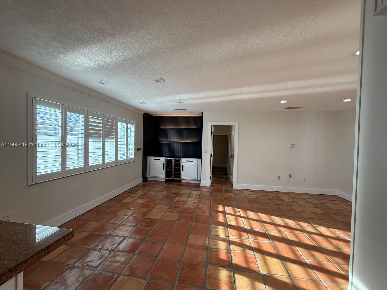 KENDALL PLACE - Residential Lease