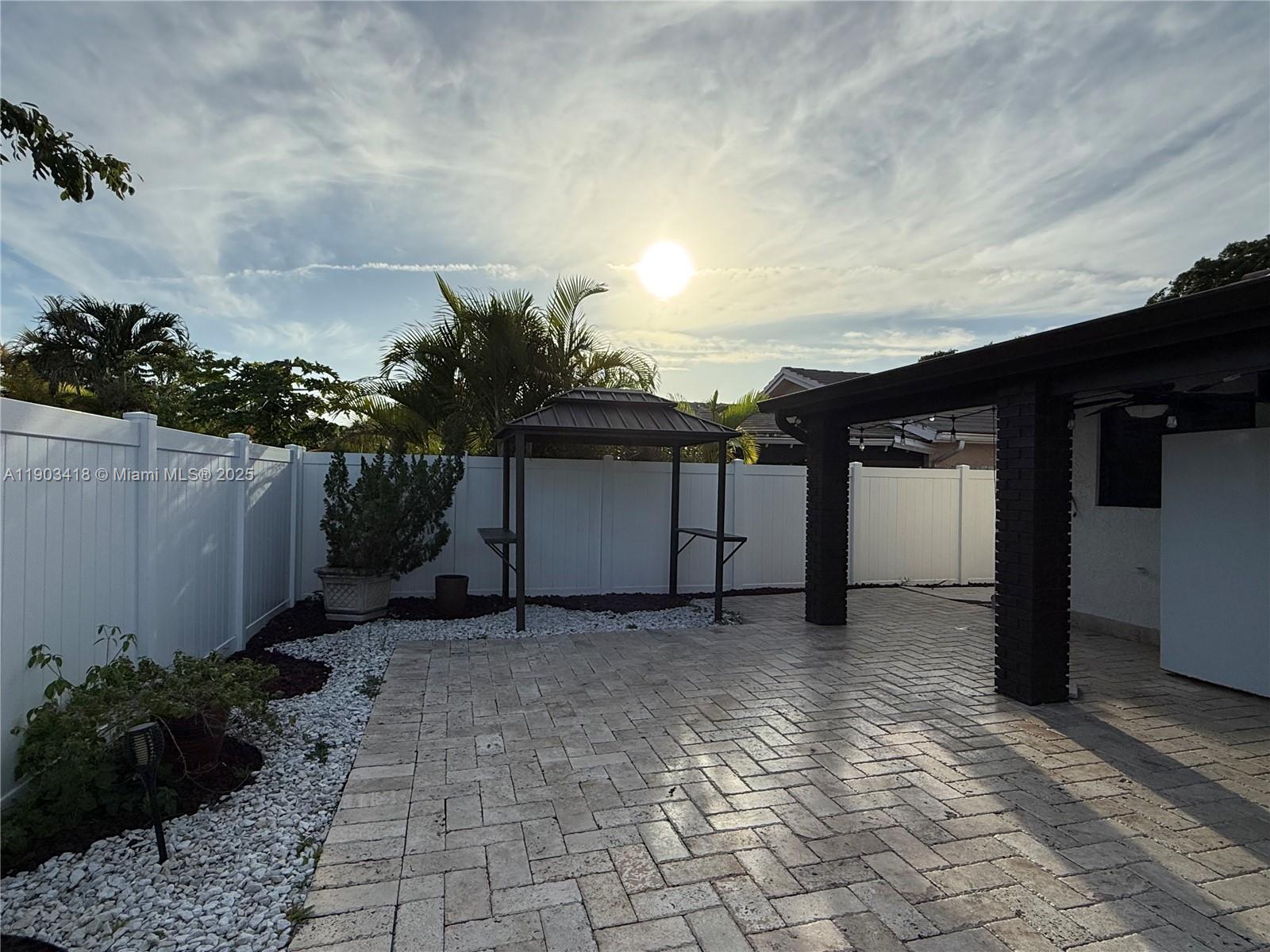 KENDALL PLACE - Residential Lease