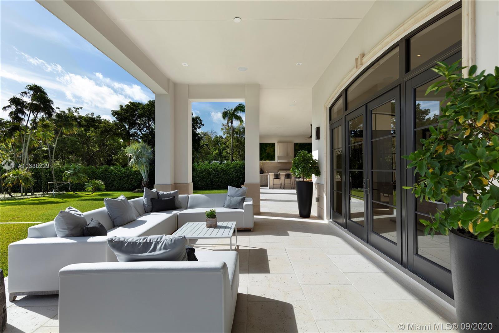 GABLES ESTS NO 4 - Residential