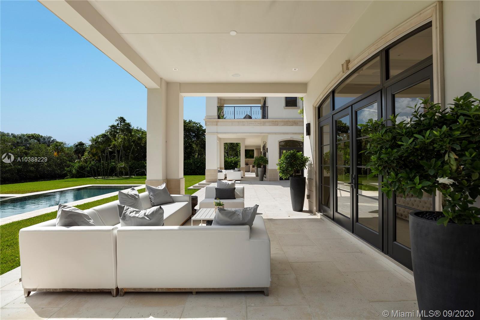 GABLES ESTS NO 4 - Residential