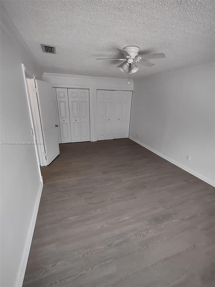 FOREST CONDO - Residential Lease