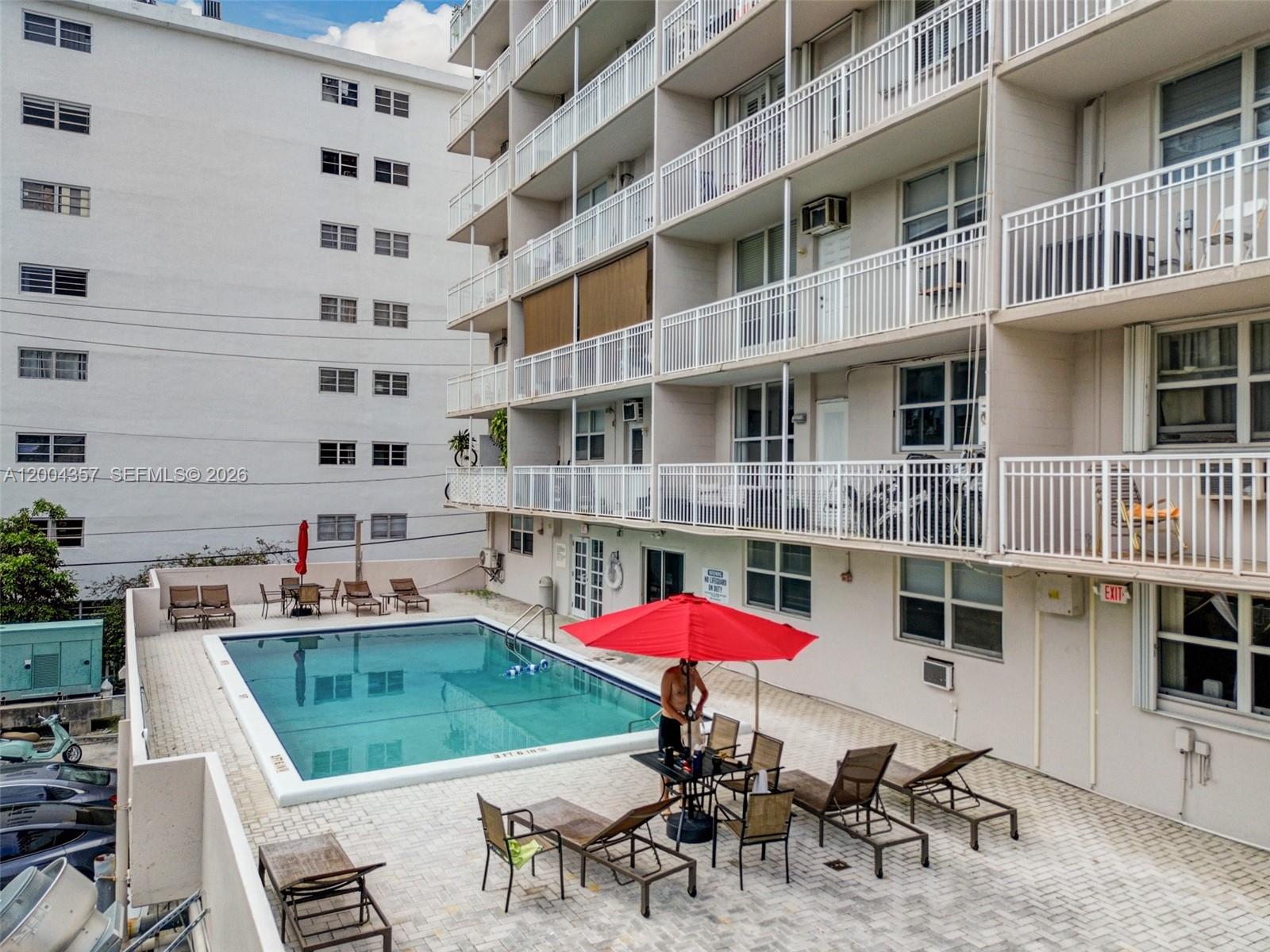 LINCOLN TOWERS CONDO - Residential Lease