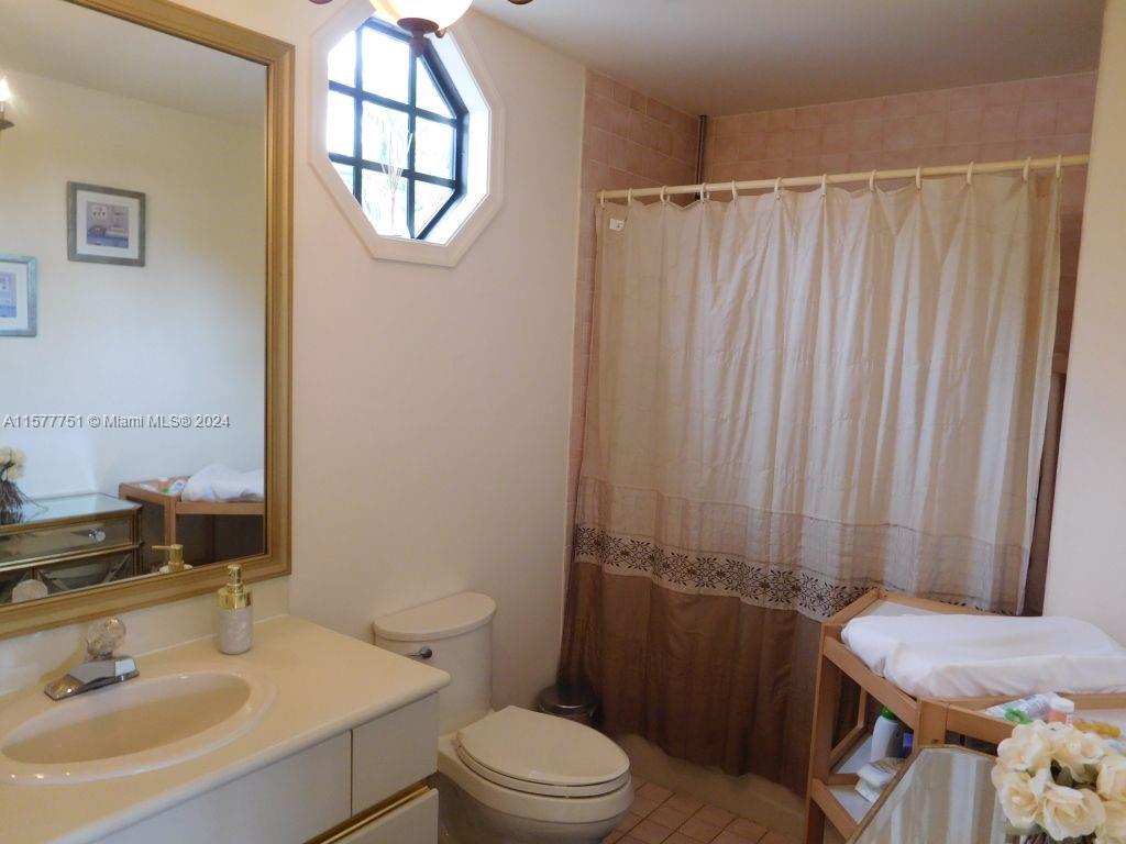 STILWELL ISLES - Residential