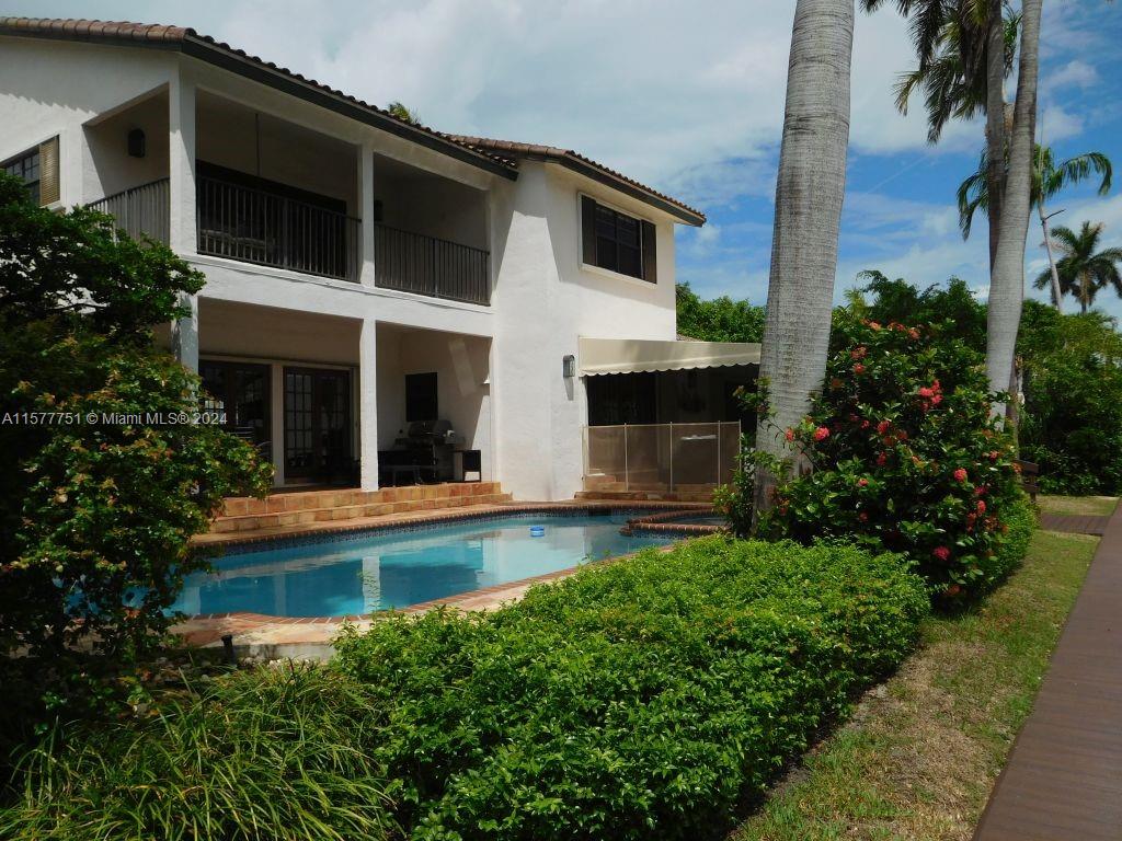 STILWELL ISLES - Residential