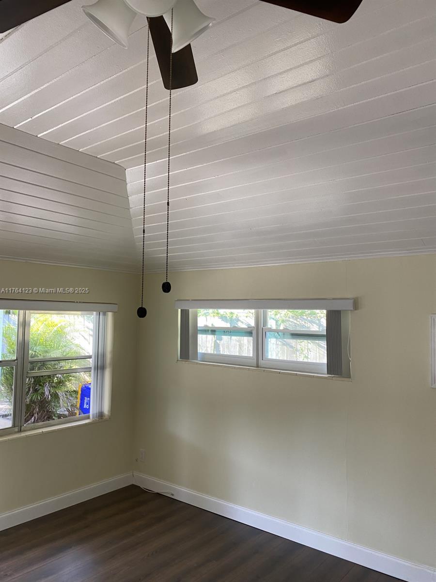ESTATES OF SOUTH PALM BEA - Residential