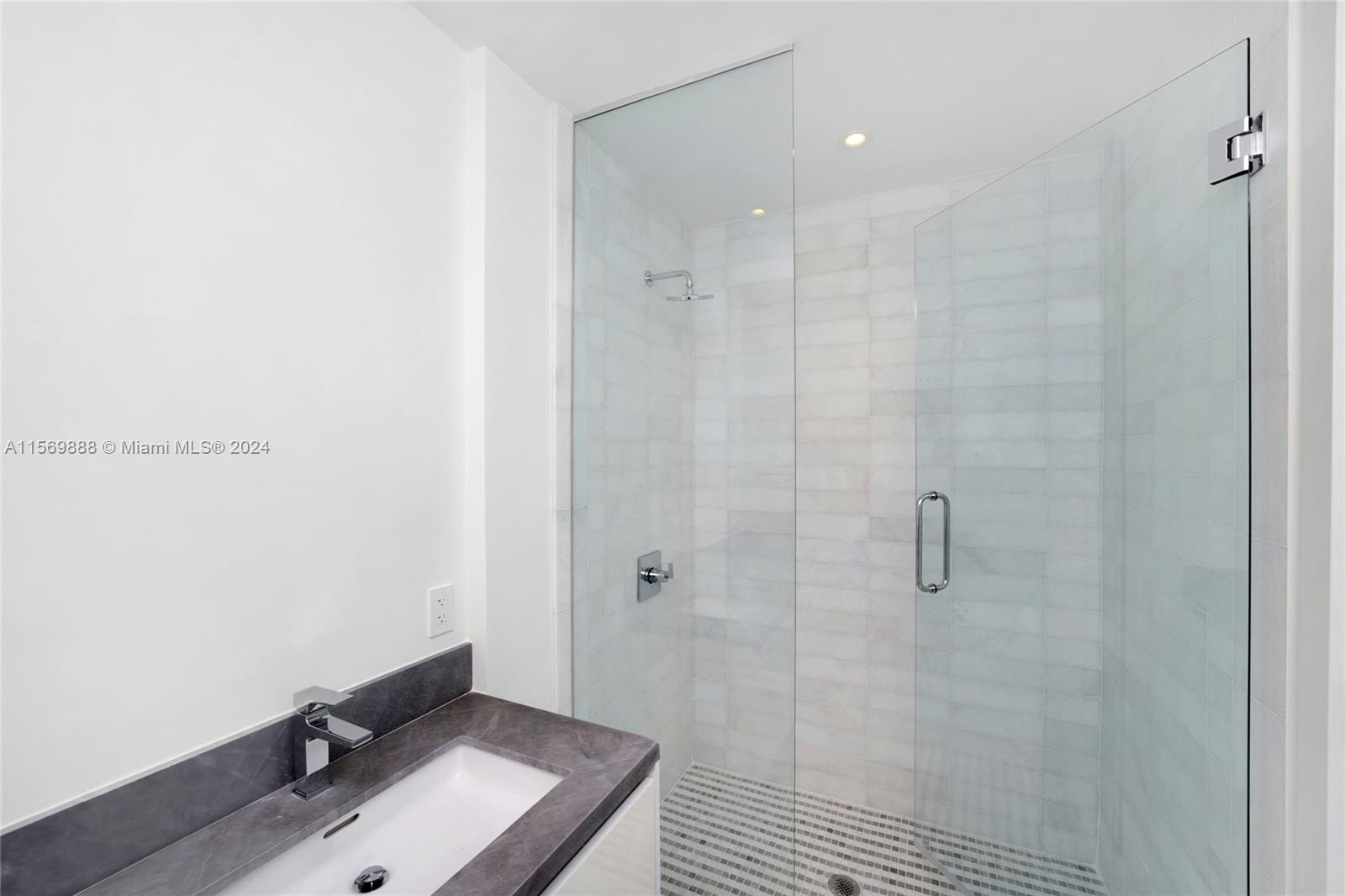 Missoni Baia - Residential