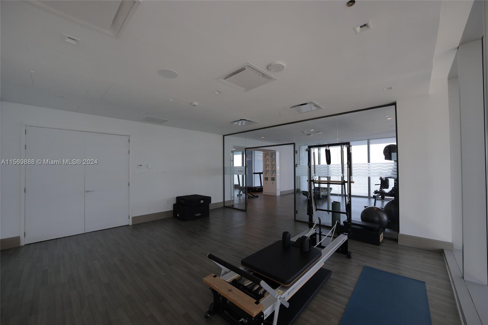 Missoni Baia - Residential