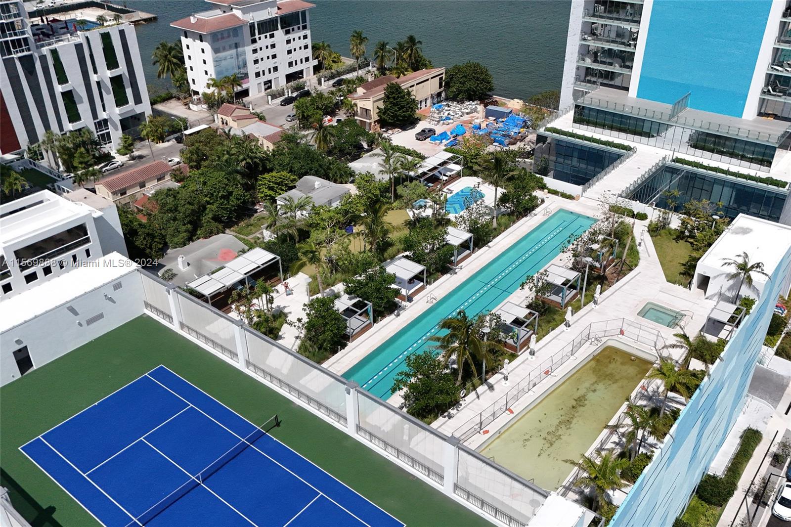 Missoni Baia - Residential