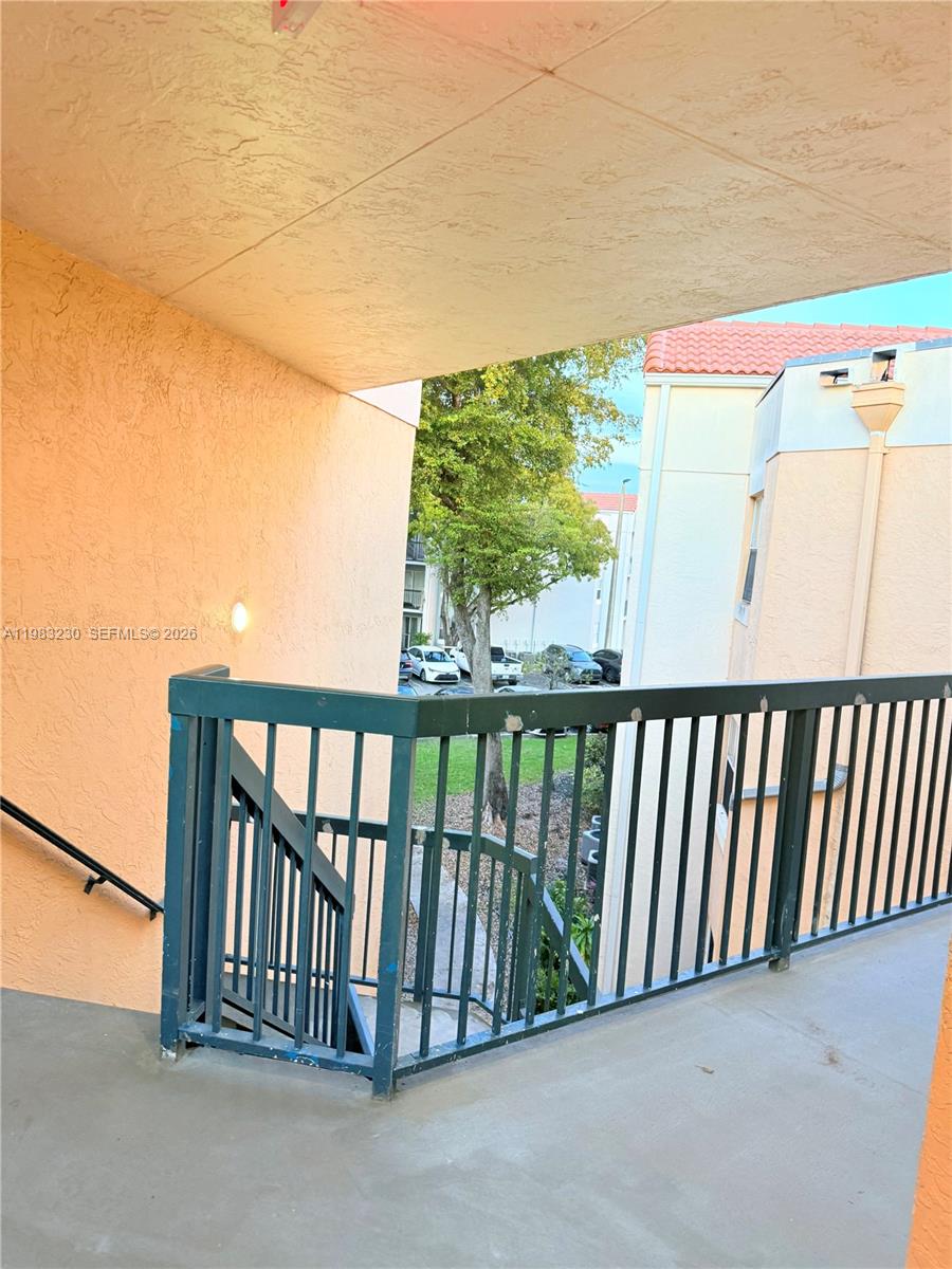 MEDITERRANEAN VILLAS COND - Residential Lease