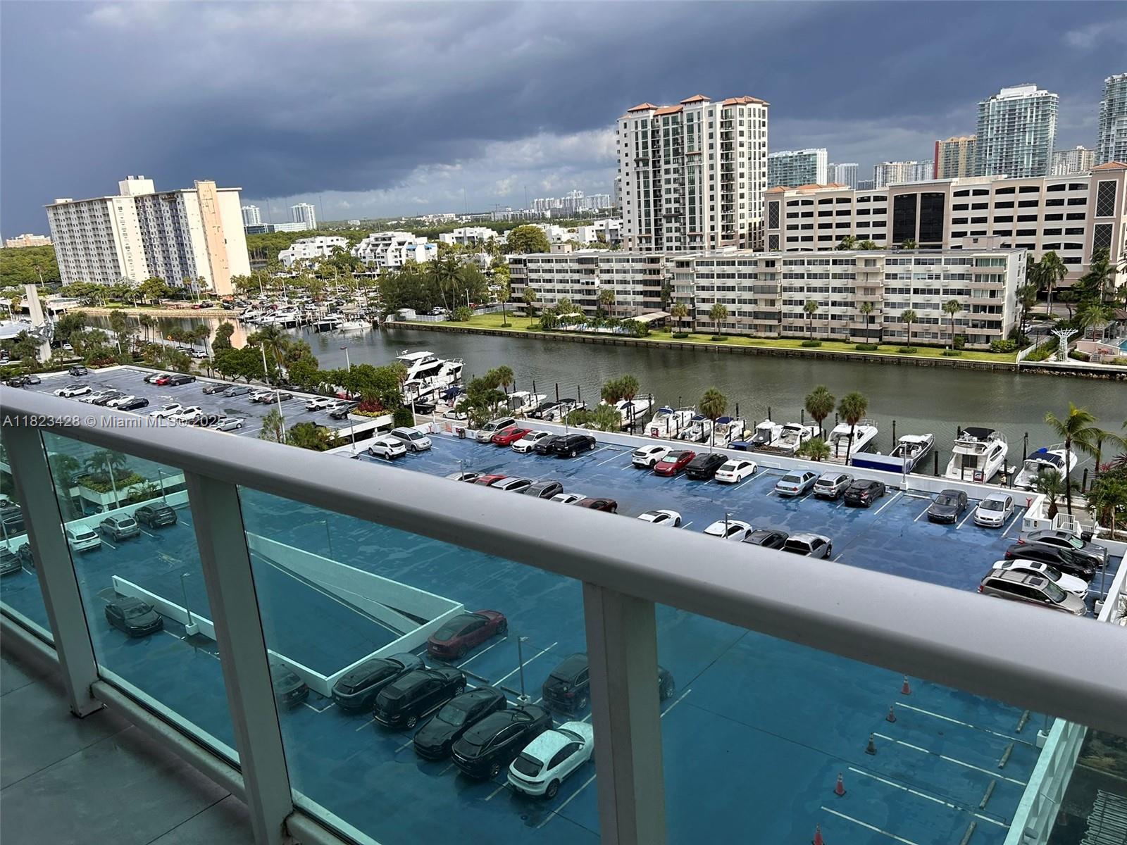 ARLEN HOUSE EAST CONDO - Residential