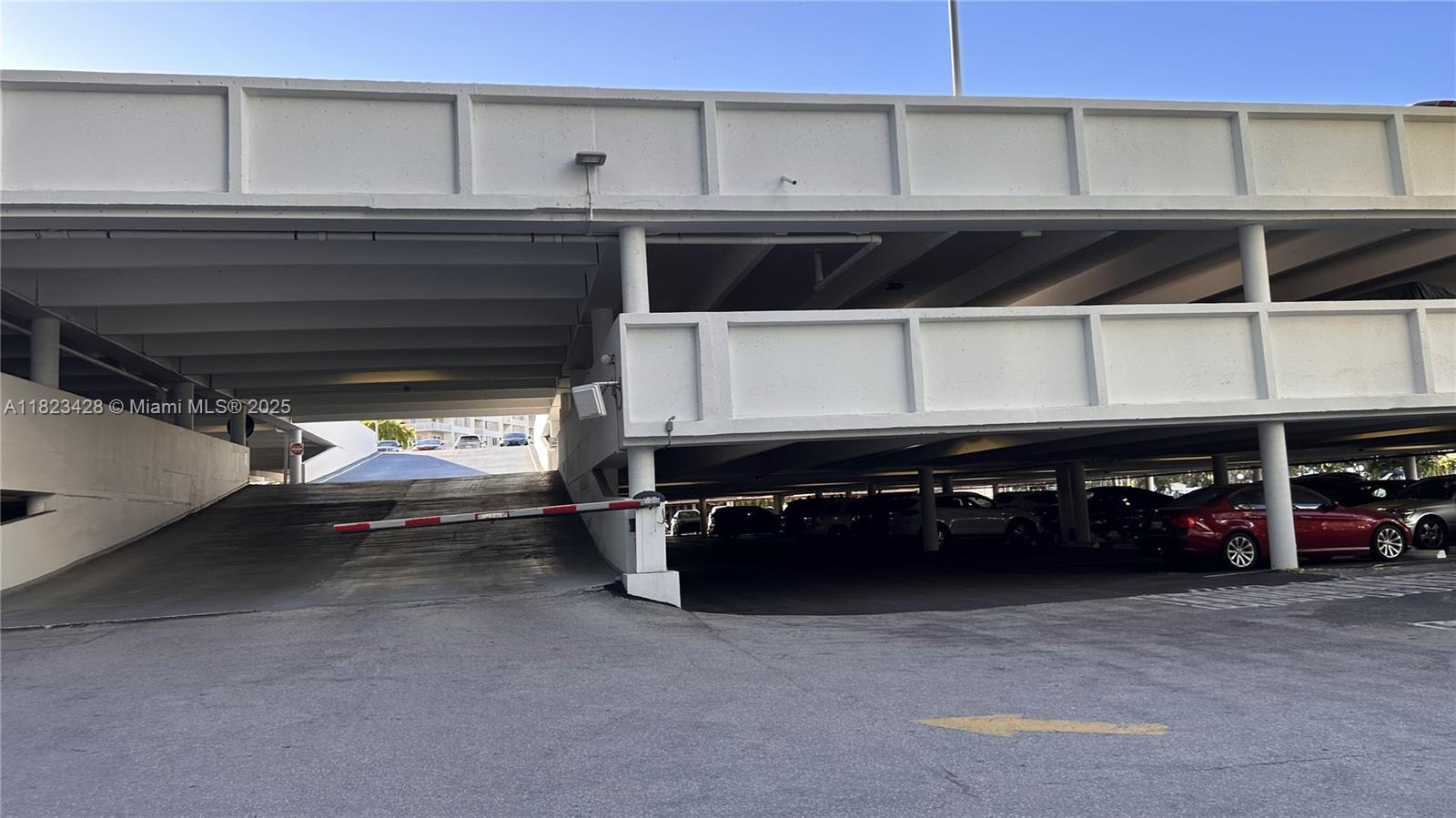 ARLEN HOUSE EAST CONDO - Residential