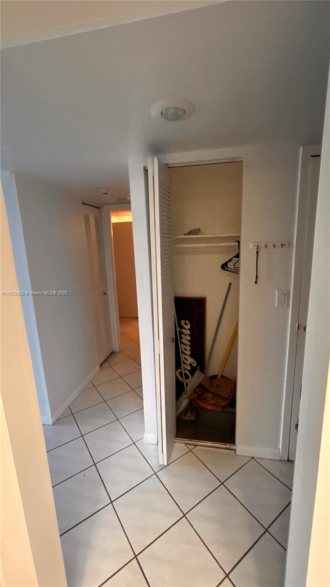 ARLEN HOUSE EAST CONDO - Residential