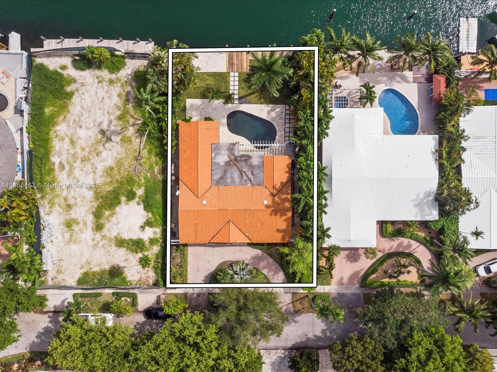 13205 Arch Creek Ter