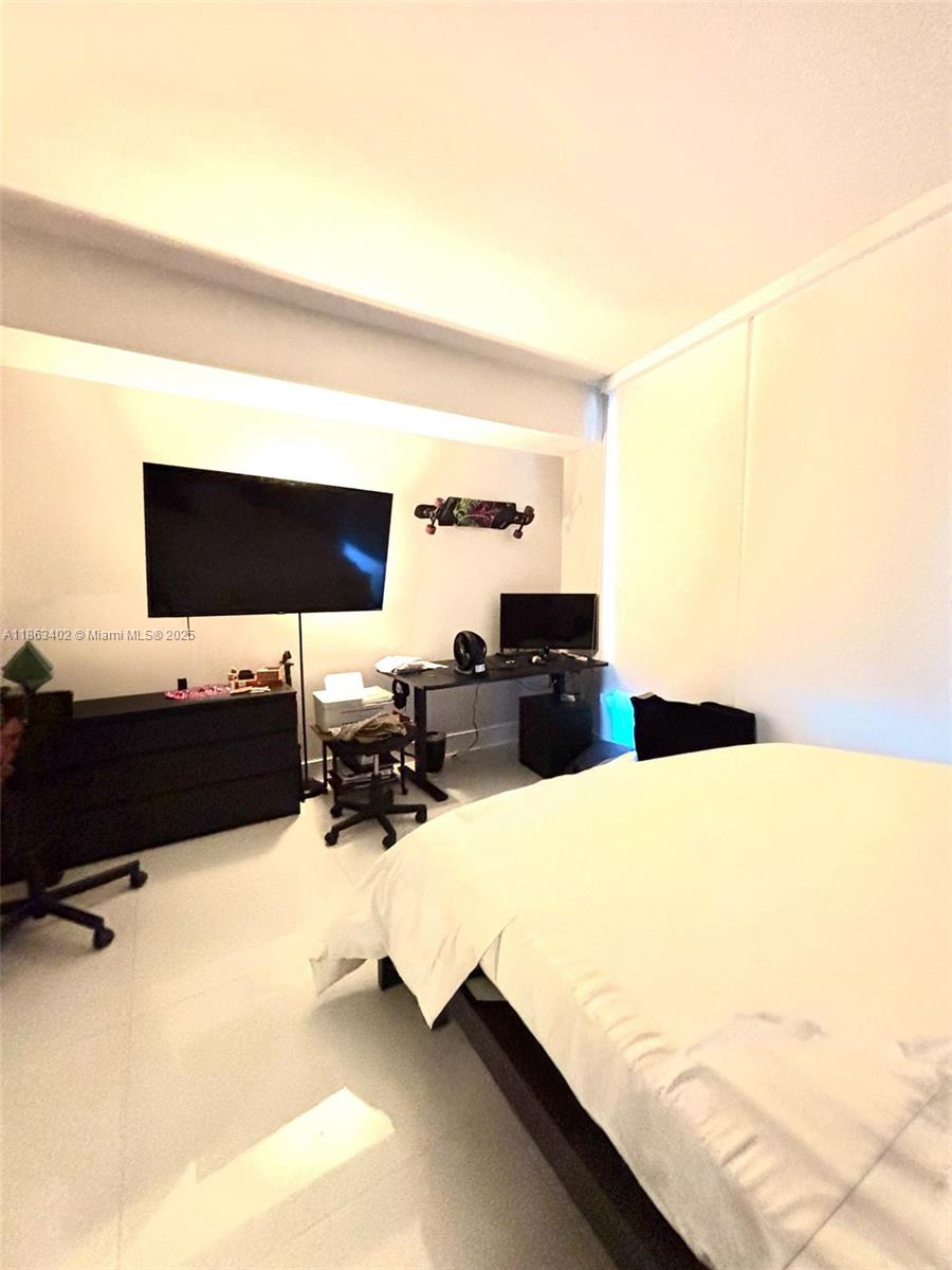 Brickell Ten - Residential