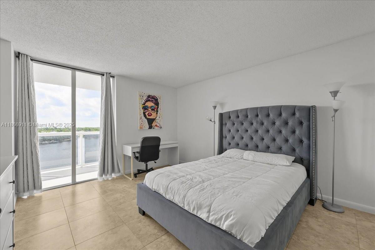 WATERVIEW CONDO - Residential