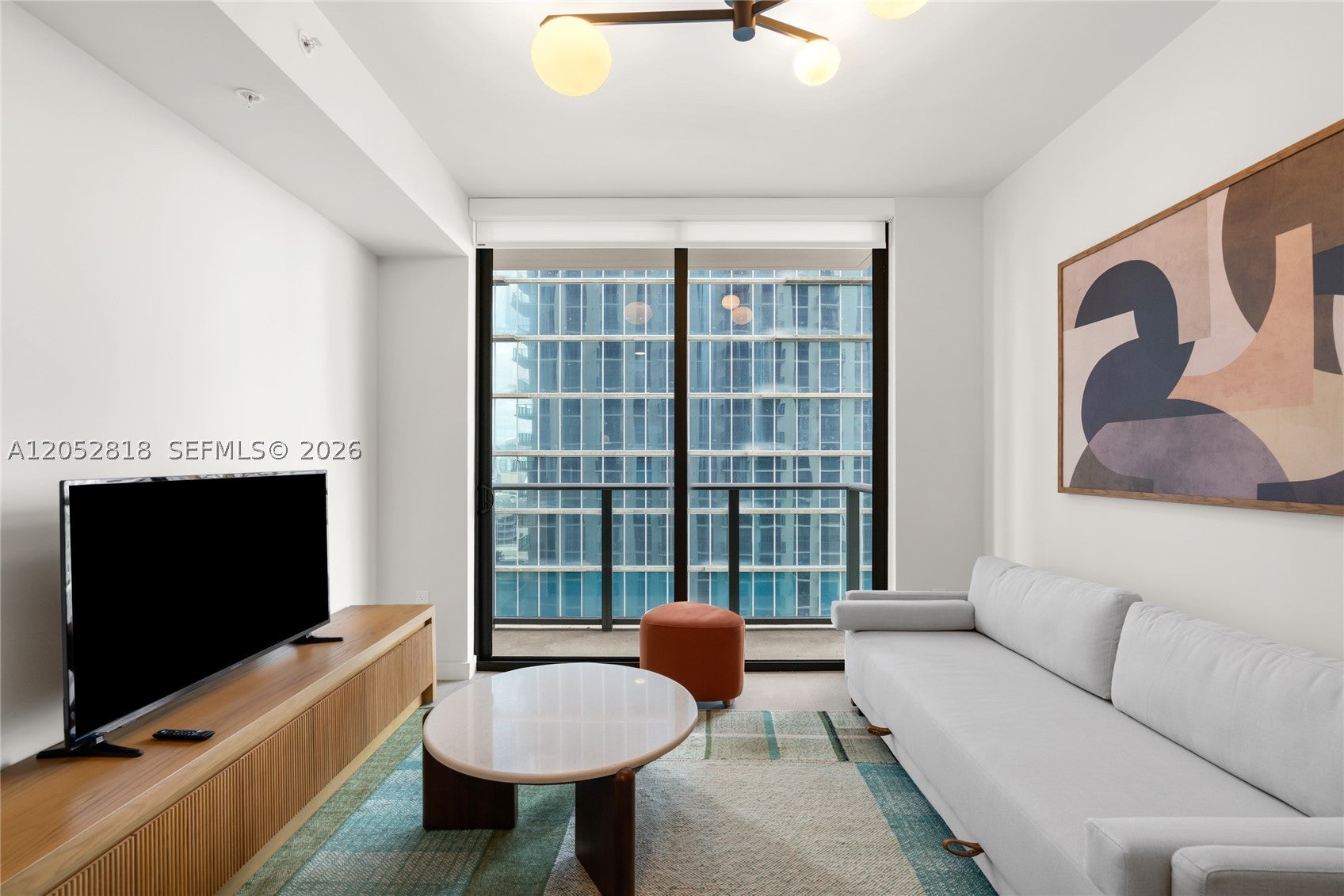 11 NE 6th St 2204