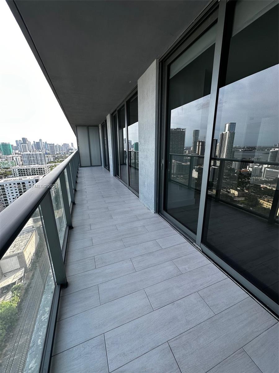 3401 MIDTOWN CONDO - Residential