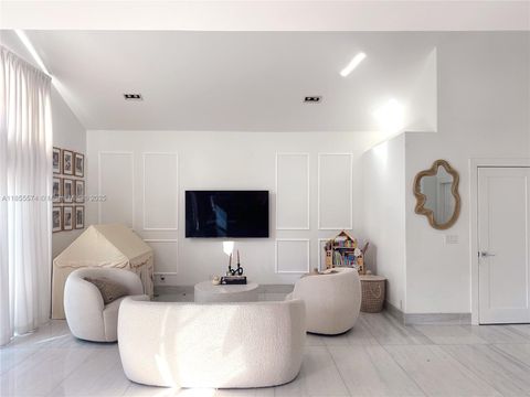 3340 SW 50th St Hollywood FL 33312