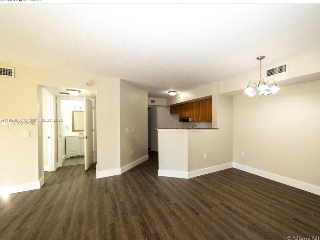 THE OAKS AT MIAMI GARDENS - Residential Lease