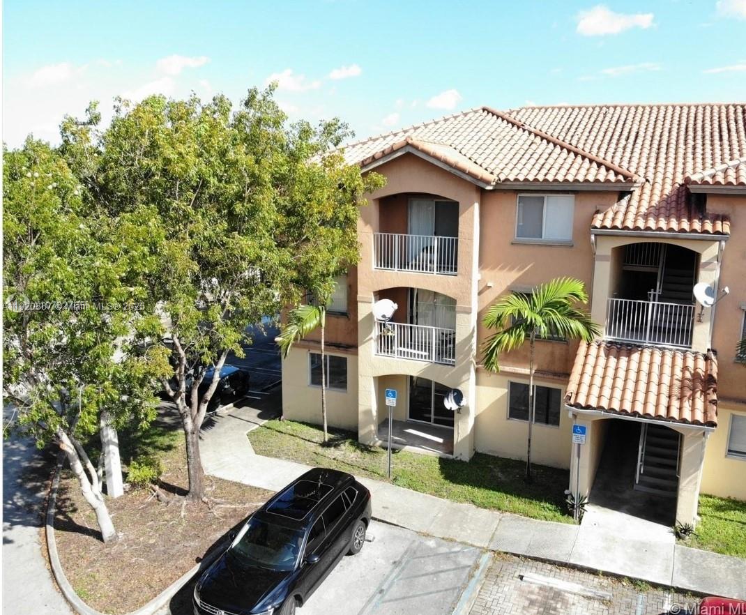 THE OAKS AT MIAMI GARDENS - Residential Lease