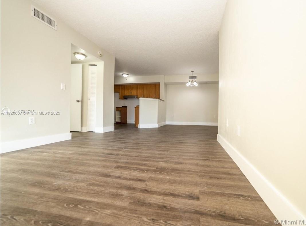 THE OAKS AT MIAMI GARDENS - Residential Lease